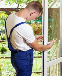 Lock Safe Services Mineola, NY 516-283-5814 Lock Safe Services Mineola, NY 516-283-5814 - comm-ls-03-