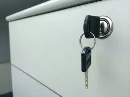 Lock Safe Services Mineola, NY 516-283-5814 Lock Safe Services Mineola, NY 516-283-5814 - unlocking-file-cabinet
